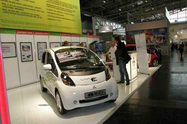 Impressionen von der eCarTec 2013: ein Mitsubishi MiEV (Bild: Thomas Kuther)