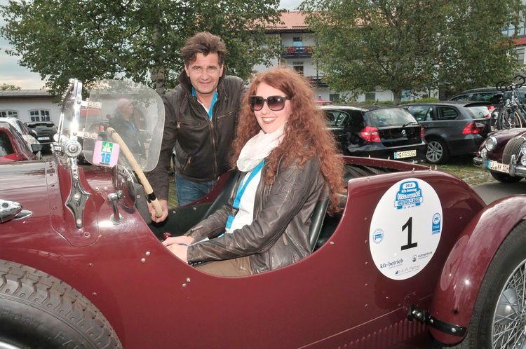 Der Dienstälteste: Lucia und Albert Reinhart mit ihrem Lagonda LC Tourer (Baujahr 1934). (Bild: Zietz)