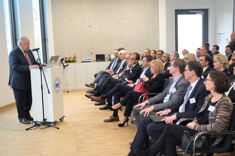 Gastgeber: Jürgen Karpinski, Präsident Kfz-Gewerbe Hessen, trieb die Umsetzung des Bauprojektes voran. (Zietz/»kfz-betrieb«)