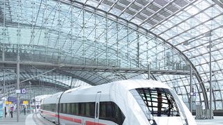 Der ICx soll ab dem Jahr 2017 die IC- und EC-Flotten der Deutschen Bahn ergänzen. Siemens liefert bis dahin 130 Züge. Für das ganze Projekt sollen bis zu 300 Züge gebaut werden. (Siemens)