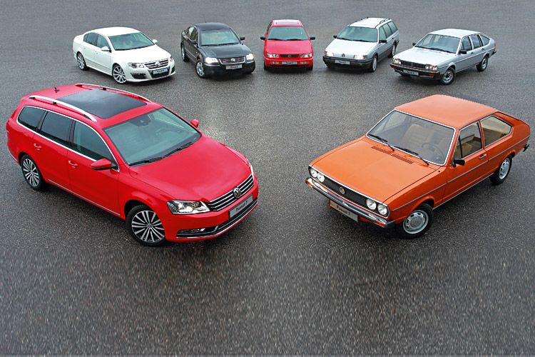 Familientreffen: Die acht Generationen des VW Passat. (Foto: VW)