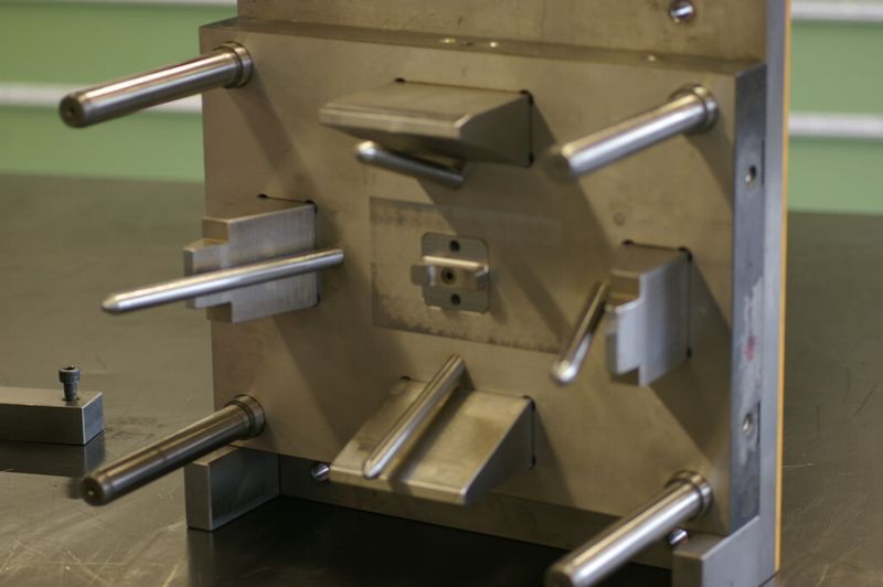 Plastechnik AG, le spécialiste de l'élaboration, conception et production de pièces en matière synthétique et plastique technique. (Image: MSM / JR Gonthier)