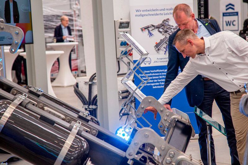 Der Prototyp des CFK-Drehgestellrahmens der CGrail GmbH  (Bild: Lubiger-Weltsichten.de)