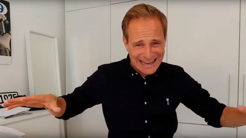 Matthias Malmedie zeigte sich fassungslos über seinen Autohändler.(Bild:  Screenshot Youtube)