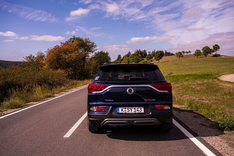 Das Design des Korando erinnert an der einen oder anderen Stelle ein wenig an VW oder Hyundai. (Ssangyong)