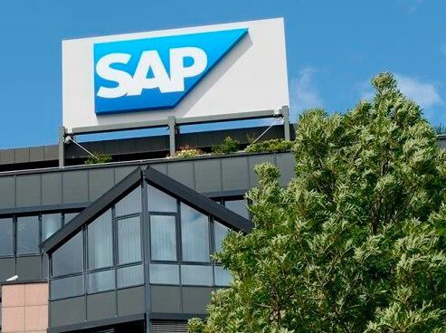 Die Anfang des Jahres angekündigten, umfassenden Umstrukturierungsmaßnahmen bei SAP führen jetzt offensichtlich zu einem Abbau von rund 2.600 Stellen in Deutschland, wie die dpa erfahren hat ...(Bild:  SAP)