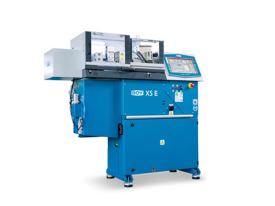 La combinazione tra l'unità di plastificazione da 8 mm della Boy XS E e il sistema a canale caldo micro L2X consente tempi di permanenza ridotti, un’elevata riproducibilità e una significativa riduzione delle perdite di materiale.(Bild:  Ragazzo)