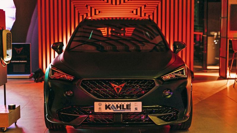 Cupra ist eine stark wachsende Marke. Auch Kahle setzt jetzt auf das Fabrikat. (Bild: Autohaus Kahle)