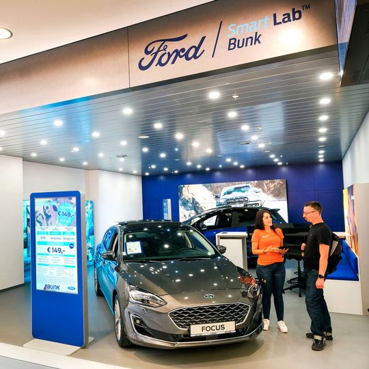 In der Saarbrückener Europa-Galerie ist das deutschlandweit erste „Ford Smart Lab“ an den Start gegangen. In der Saarbrückener Europa-Galerie ist das deutschlandweit erste „Ford Smart Lab“ an den Start gegangen.