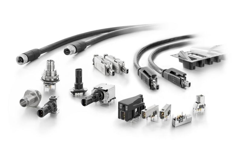 SPE System Alliance: Einige ihrer zahlreichen Mitglieder brachten ihre Kompetenzen unter anderem in die Steckverbindernormierung ein. Darauf basieren die international standardisieren Steckgesichtern gemäß IEC 63171-2 und IEC 63171-5. Diese umfassen ein einheitliches, kompaktes Steckgesicht, das neue, platzsparende Gerätedesigns erlaubt. Erste Produkte und Lösungen wurden bereits realisiert und werden auf der SPS in Nürnberg von einigen Mitgliedern der System Alliance präsentiert.(Bild:  Studio Hesterbrink)