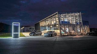 Bayerwald-Leasing bietet Händlern ein Portfolio aus jungen Rückläufern von Autovermietern von Fahrzeugen der Volumenmarken des VW-Konzerns. (Bild: Bayerwald-Leasing)