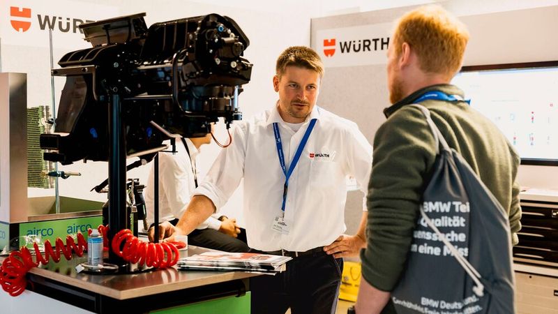 Das Thema Verdampferreinigung ist für immer mehr Werkstätten interessant – und die Würth-Tochter Tunap bietet aktuell das einzige Werkzeug an, dass die entsprechende Richtlinie erfüllt. (Bild: Stefan Bausewein)