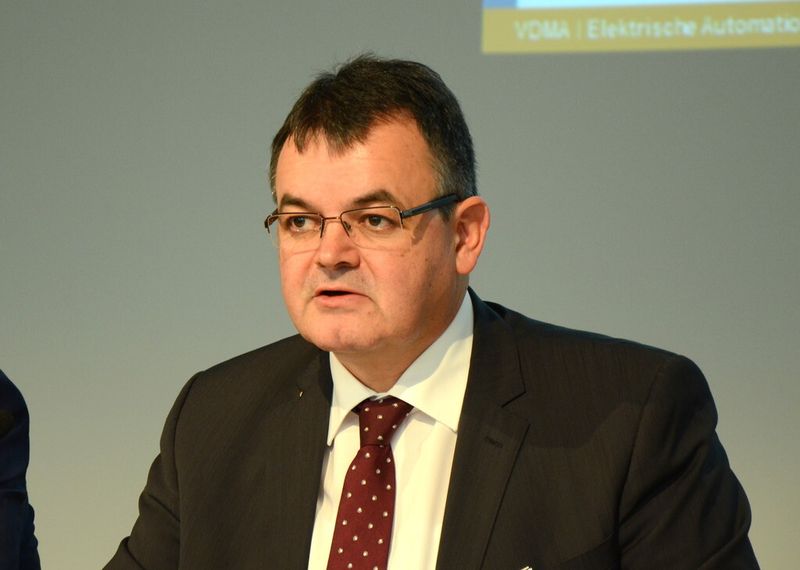 Herbert Wegmann: „Industrie 4.0 ist erfolgreich, wenn wir die vielen KMUs in Deutschland abholen und mitnehmen auf den Weg.“ (Bild: Stefanie Michel)