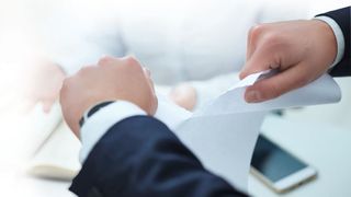 Ganz so einfach kann der Kunde einen Kaufvertrag nicht aufheben. Dazu gibt es einige gesetzliche Regelungen. (Bild: © cameravit - adobe.stock.com)