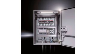 Der Kompakt-Schaltschrank AE ist in über 50 Varianten ab Lager erhältlich. (Rittal)