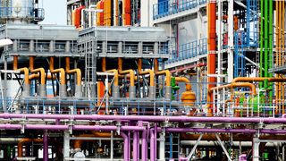 The industrial plant manufacturing sector has to face several challenges.  (© industrieblick - Fotolia)