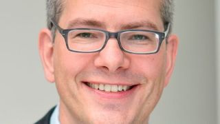 Dr. Max Walter ist bei Siemens im Bereich funktionale Sicherheit für die Kommunikation zuständig. Walter leitet darüber hinaus die Arbeitsgruppe „Profisafe Technik“ und die   Arbeitsgruppe „OPC UA Safety“ (PI und OPC Foundation).  (Siemens)