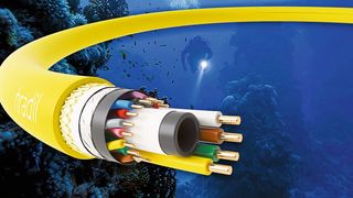 Hradil hat ein Daten- und Versorgungskabel für den Betrieb von ferngesteuerten Mini-U-Booten zur Meeresforschung und -erkundung entwickelt. 
 (Bild: Hradil)