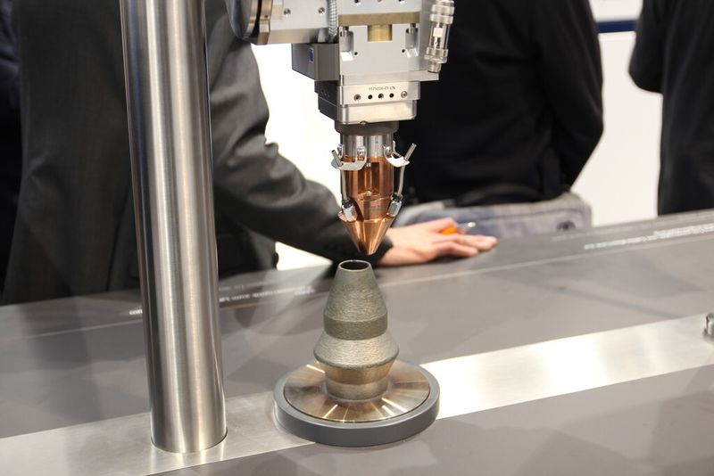 Beispiel für den Einsatz von Trumpf-Lasern zur additiven Fertigung von Bauteilen. (Königsreuther)