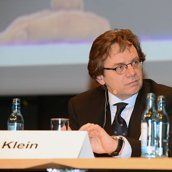 Manfred Klein, eGovernemnt Computing, moderierte die Podiumsdiskussion (Foto: Windmüller)