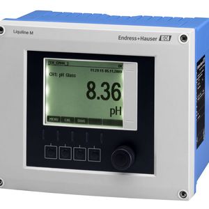 Das neue Gerät CM442 wird mit einem großen hinterleuchteten LCD-Display gefertigt. 