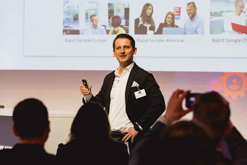 Der EMS-Tag 2024 in Würzburg bringt die Branche an einen Tisch, an dem Ideen und Lösungsansätze für Multikrisen diskutiert werden. (Bild: Stefan Bausewein)