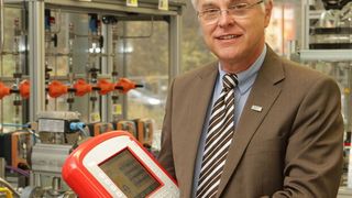 Prof. Detlef Zühlke, DKFI: „Anlagen werden künftig per Plug & Play wie Bausteine aufgebaut werden. Hier werden neue Verkabelungs- und Anschlusslösungen für Datenleitungen erforderlich.“ (Bild: DKFI)