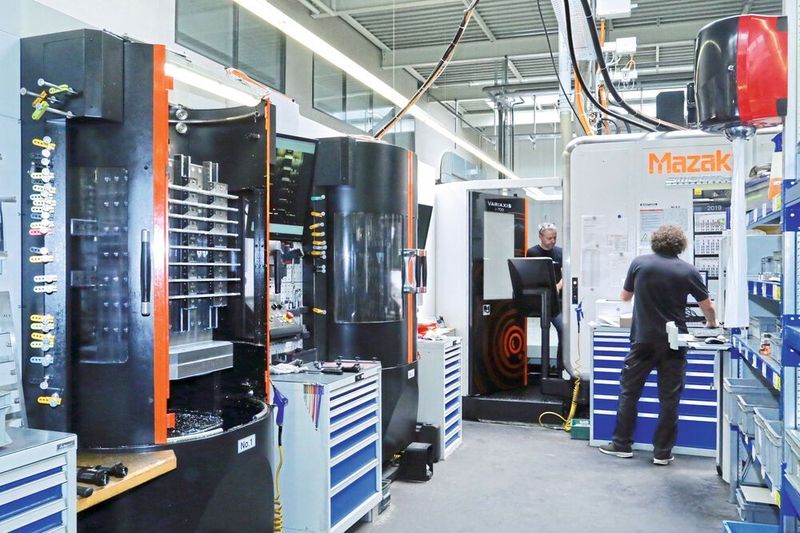 Das Palletech-System von Mazak bei SRM: Bestehende Aufträge können innerhalb von fünf Arbeitstagen abgearbeitet werden. (Anne Richter, SMM)
