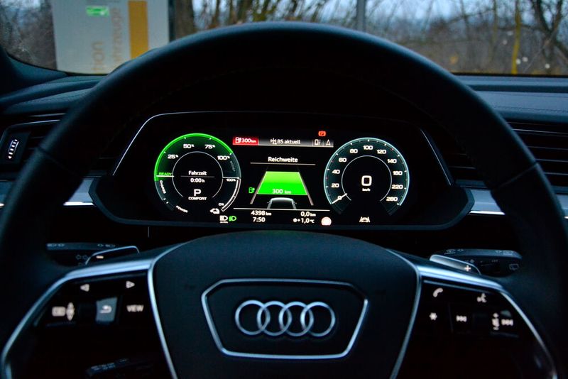 … den Reichweiten-Erfahrungen sowie ... (Bild: Michel/»kfz-betrieb«)