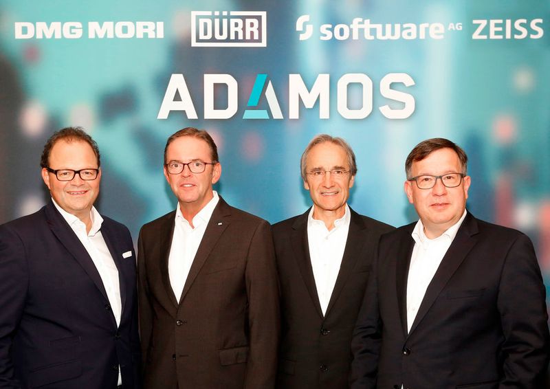 Die Adamos Gründer (v.l.): Christian Thönes, Vorstandsvorsitzender der DMG Mori,
Ralf W. Dieter, Vorstandsvorsitzender der Dürr AG, Karl-Heinz Streibich, Vorstandsvorsitzender der Software AG und Thomas Spitzenpfeil, Vorstand der Carl Zeiss AG. (DMG Mori)