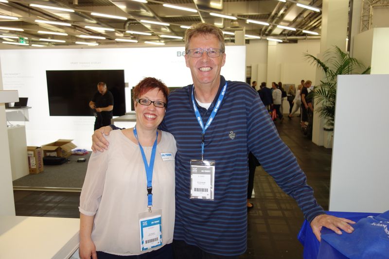 Abschiedsfoto für Ralf Schuessler, Verbatim, mit Iris Kreuzer, Ingram Micro. Alles Gute für den wohlverdienten Ruhestand. (Bild: IT-BUSINESS)