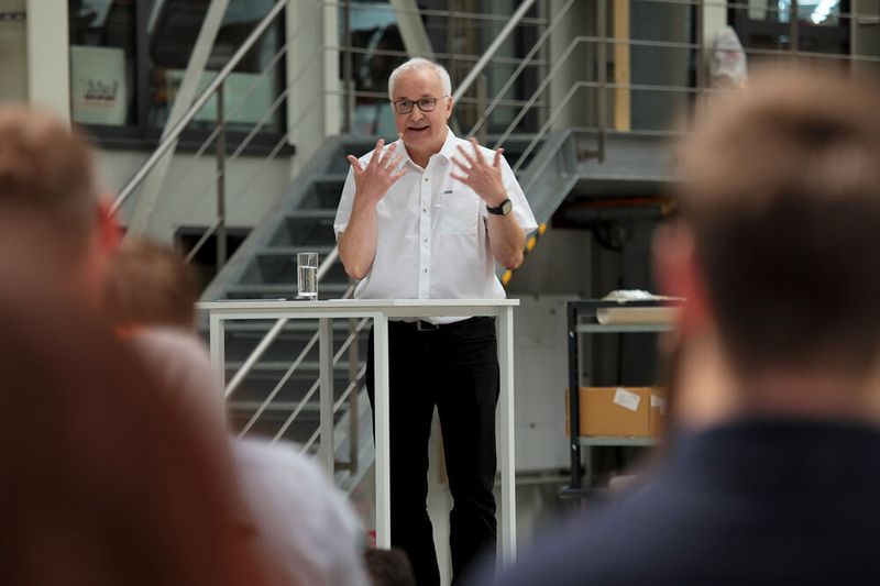 Dr.-Ing. Hans-Joachim Jacob, Senior Expert Process and Applications bei Ystral (Bild: Ystral)
