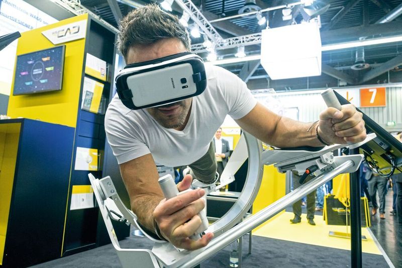 La réalité virtuelle sera un des thèmes présenté au salon SPS-IPC. (Mesago Pressebild / Thomas Geiger)