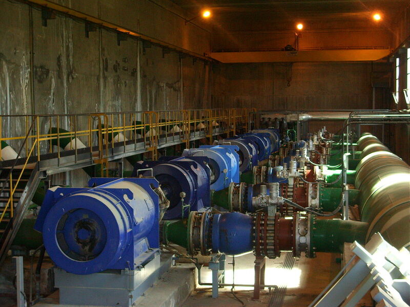 Pumpen verbrauchen viel Energie bei der Wasserverteilung, besonders wenn sie im Dauerbetrieb laufen. (Rockwell Automation)