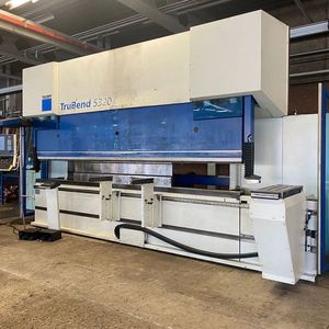 Hier kommt noch ein weiteres Trumpf-System in Form einer Abkantpresse namens Trubend 5320 zur Versteigerung.(Bild:  Surplex)