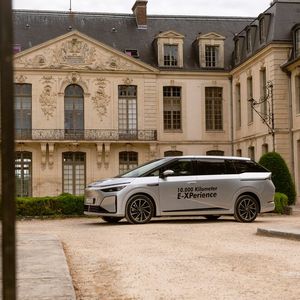 Xpeng bringt seinen Luxus-Van X9 nach Europa.(Bild:  Xpeng)