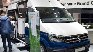 Mit dem Grand California hat VW jetzt auch den Crafter als Wohnmobil im Programm. (Bild: »kfz-betrieb«/Jan Rosenow)