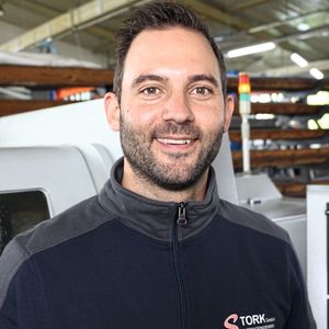 "We needed around 20 minutes to change the cutting edges on the monoblock tools, including calibration and corrections," says Björn Birkholz, Managing Director of Stork Automatendreherei. "With the Neoswiss, it's lightning fast and the machine is up and running again after ten minutes."(Image: Iscar)