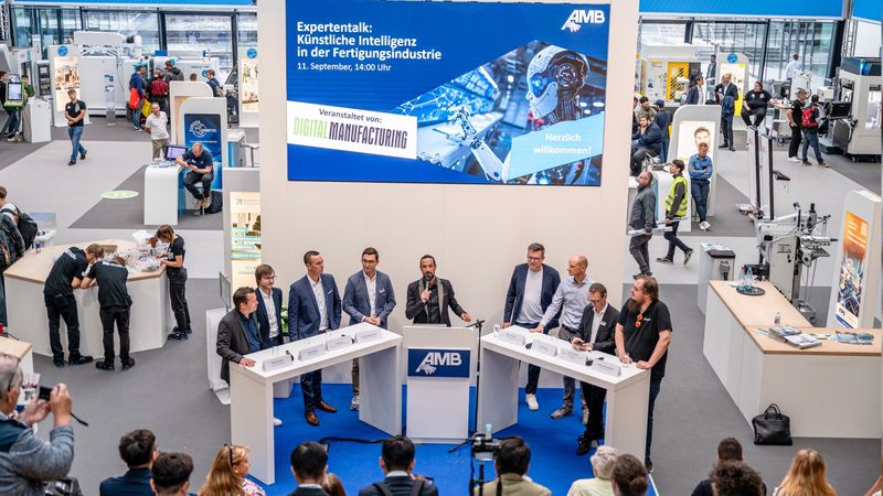 Erfolgreiche Premiere auf der AMB 2024: KI-Expertentalk des Digital Manufacturing Magazins.(Bild:  Landesmesse Stuttgart)