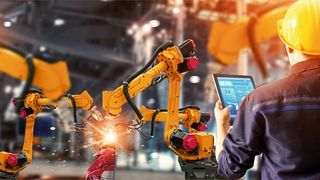 Bisher kommen vor allem Gelenkroboter in der Industrie zum Einsatz. Das könnte sich laut Horváth-Analyse im kommenden Jahr ändern. (Bild: ipopba - stock.adobe.com)