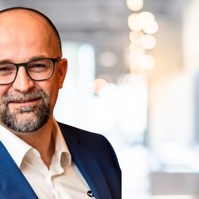 Igor Grdic, Regional Director Central Europe bei Vertiv, erläutert im Interview mit IT-Business, wie er den Channel umbauen will, entsprechend dem Motto: Technische Tiefe ist wichtiger ist als reines Box-Moving. (Bild: Vertiv)