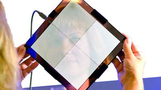 Hocheffiziente weiße organische Leuchtdioden aus dem Projekt OLLA. Bild: Fraunhofer/Philips (Archiv: Vogel Business Media)