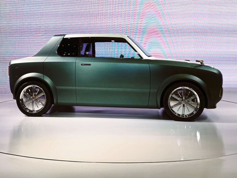 Kombi oder Coupé? Im Fall des Waku SPO will sich Suzuki sich da nicht ganz festlegen. (SP-X/Peter Weißenberg)