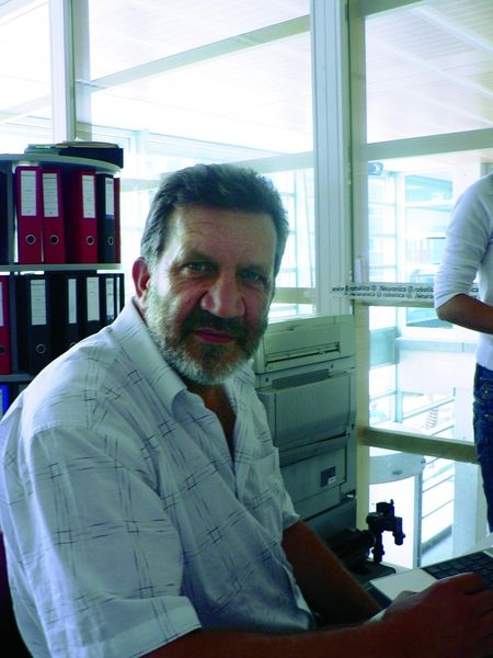 Abb.3: Dr. Hansruedi Früh, CEO der Neuronics in Zürich: „Spezialisten sehen für intelligente Roboter wie unseren Katana zurzeit ein breites Anwendungsgebiet“. (Archiv: Vogel Business Media)