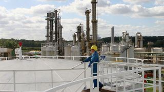 Mit Fertigstellung der neuen Hydrieranlage am Standort Speyer wird das Chemieunternehmen größter Cyclopentan-Hersteller weltweit. (HCS Group )