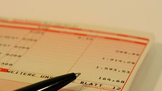 Gemeinschaftskonten sind praktisch. Sinnvoller sind aus steuerlicher Sicht aber Kontovollmachten für den Ehepartner. (Foto: Fotolia)