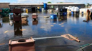 Das Ausmaß der Flut für Unternehmen wird jetzt deutlicher. Die Deutsche Industrie- und Handelskammer rechnet laut dpa-Meldung mit milliardenschweren Schäden. Eine genauere Zahl liege aber noch nicht vor. (Bild: dpa)