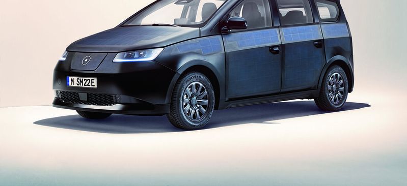 Was als Idee unter Freunden in einer Münchner Garage begann, hat sich zu Sion entwickelt – dem weltweit ersten Solar-Elektroauto (SEV) für die breite Masse. Was als Idee unter Freunden in einer Münchner Garage begann, hat sich zu Sion entwickelt – dem weltweit ersten Solar-Elektroauto (SEV) für die breite Masse.