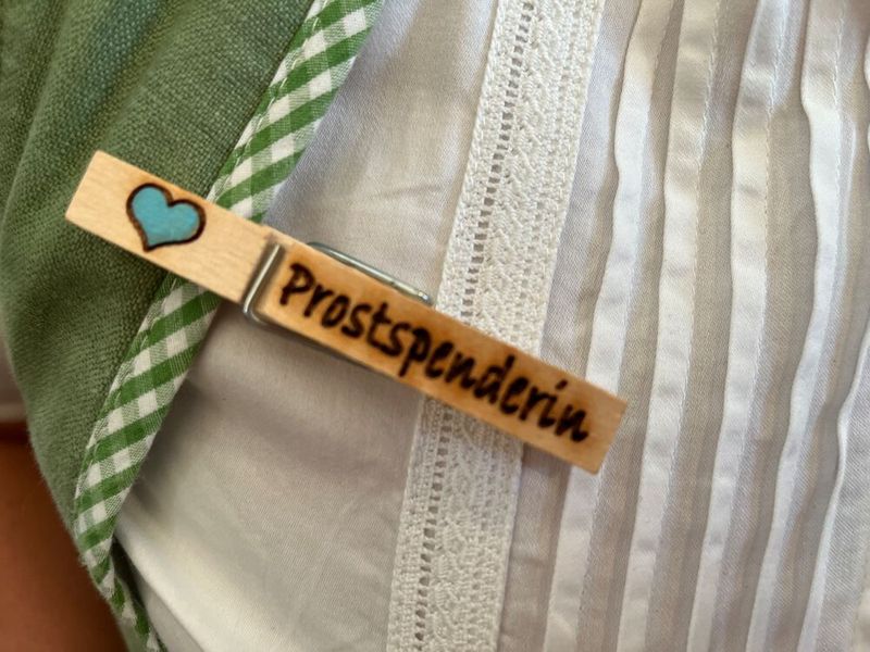 Prostspenderin Stephanie Steen, IT-BUSINESS, hatte die Tage viele Bierkrüge zu heben. (Bild: Vogel IT-Medien GmbH)