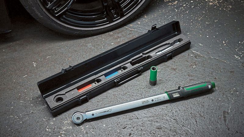  Der neue Stahlwille Feder-Drehmomentschlüssel 750NR ist in drei Varianten erhältlich: 3/8